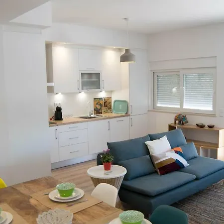 Fantástico Apartamento A 200m Da Apartamento