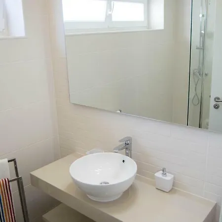 Fantastico Apartamento A 200m Da 아파트 *